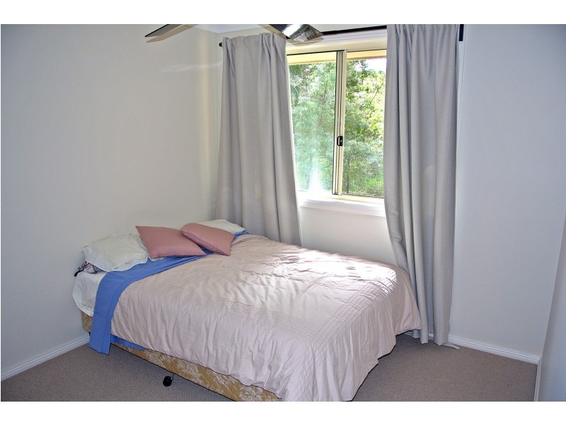 33 Dolphin Ave, Hawks Nest NSW 2324