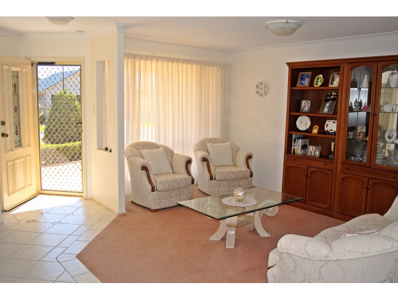 4 Stockmans Way, Tea Gardens NSW 2324