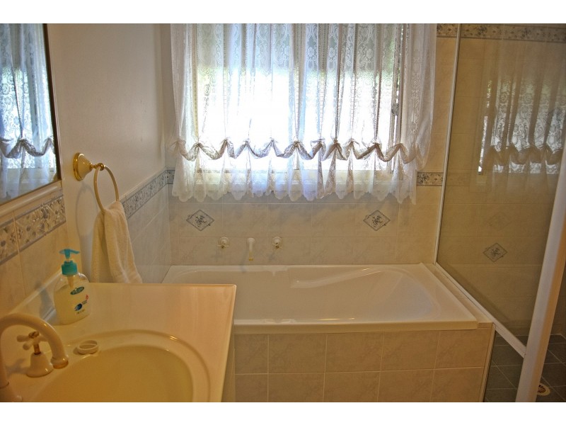 4 Stockmans Way, Tea Gardens NSW 2324