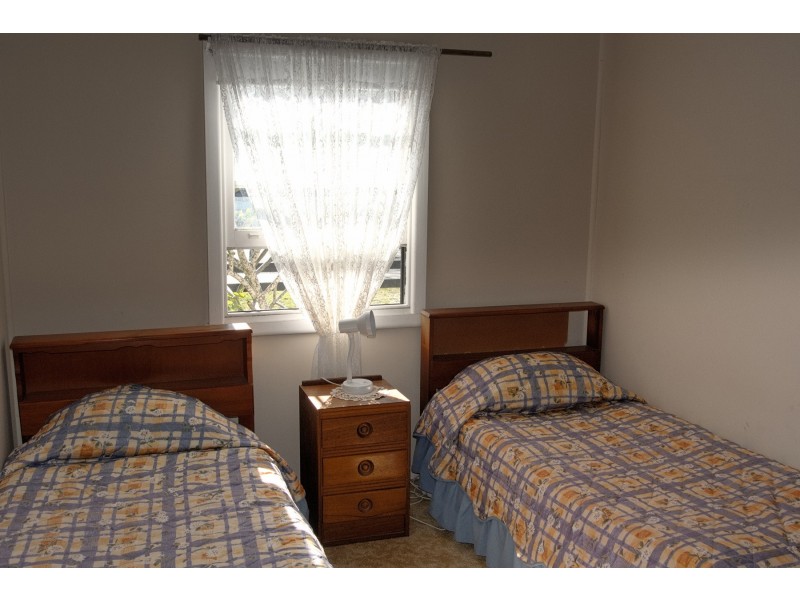 28 Yamba St, Hawks Nest NSW 2324