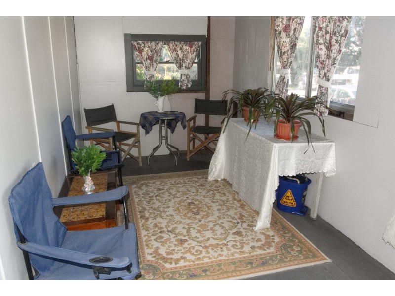 28 Yamba St, Hawks Nest NSW 2324