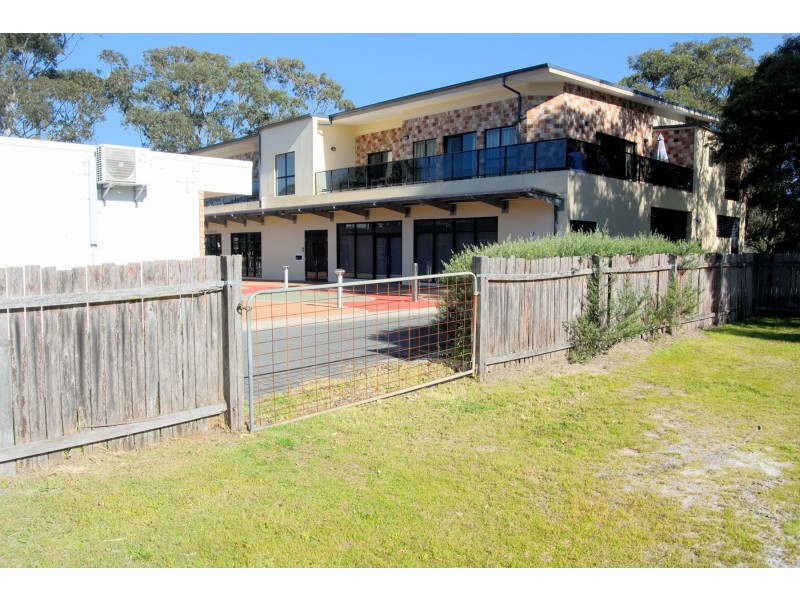 28 Yamba St, Hawks Nest NSW 2324
