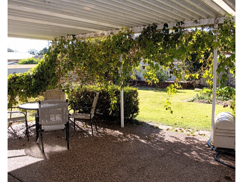 9 Martin Cct, Tea Gardens NSW 2324