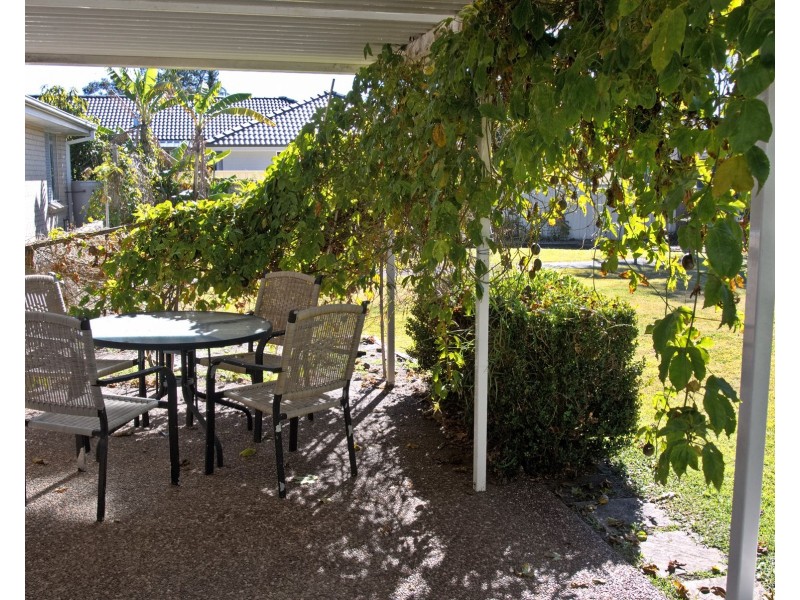9 Martin Cct, Tea Gardens NSW 2324