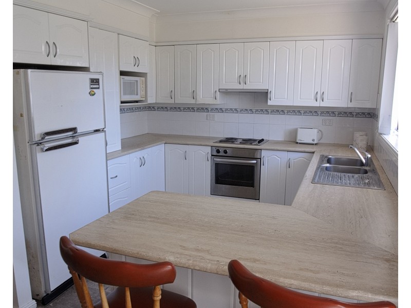 9 Martin Cct, Tea Gardens NSW 2324