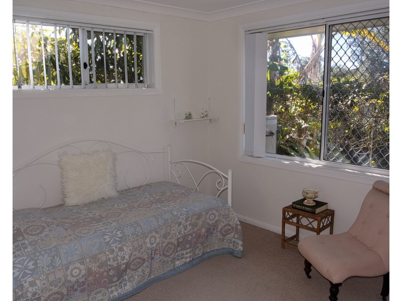 9 Martin Cct, Tea Gardens NSW 2324