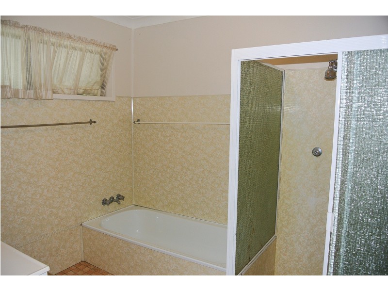 27 Myall Street, Tea Gardens NSW 2324