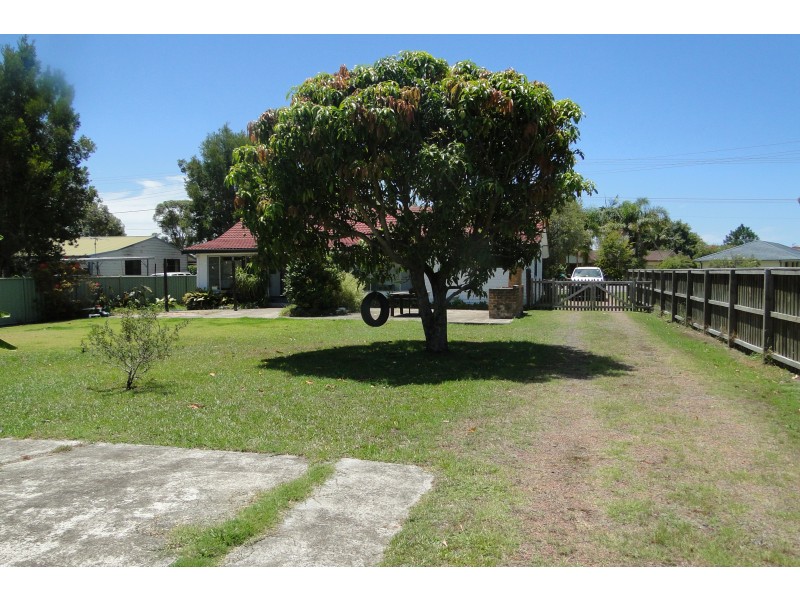 27 Myall Street, Tea Gardens NSW 2324