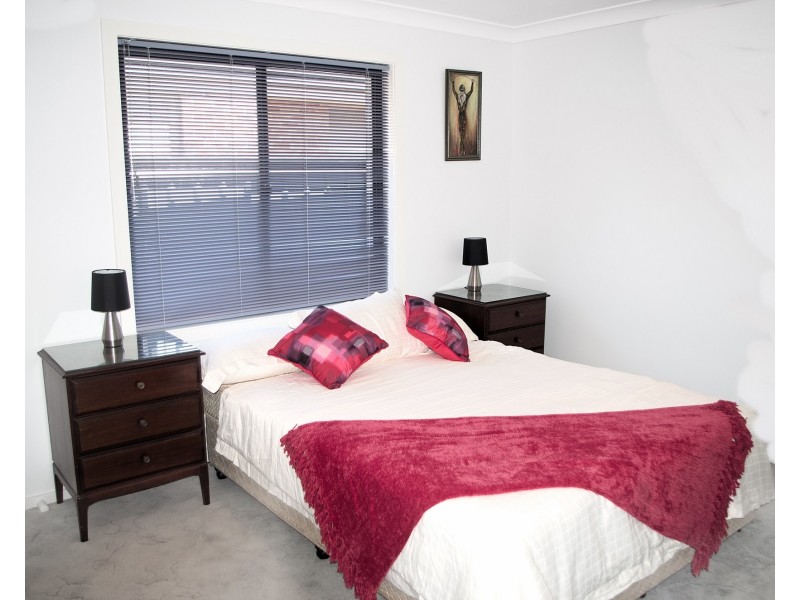 16 Dunshea Ave, Tea Gardens NSW 2324