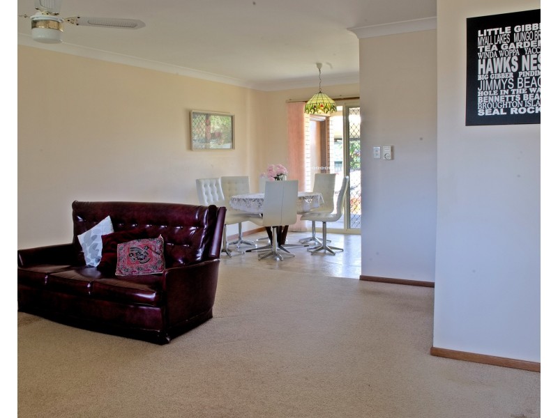 6 Higgins Close, Tea Gardens NSW 2324