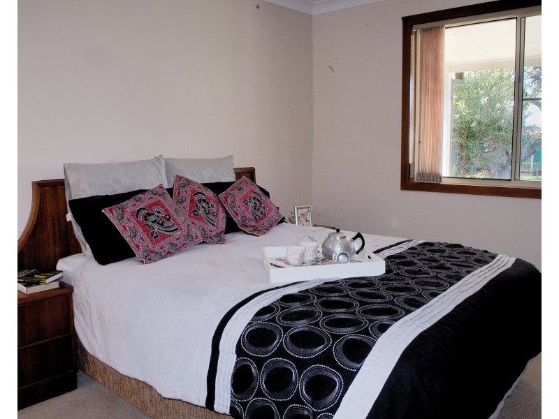 6 Higgins Close, Tea Gardens NSW 2324