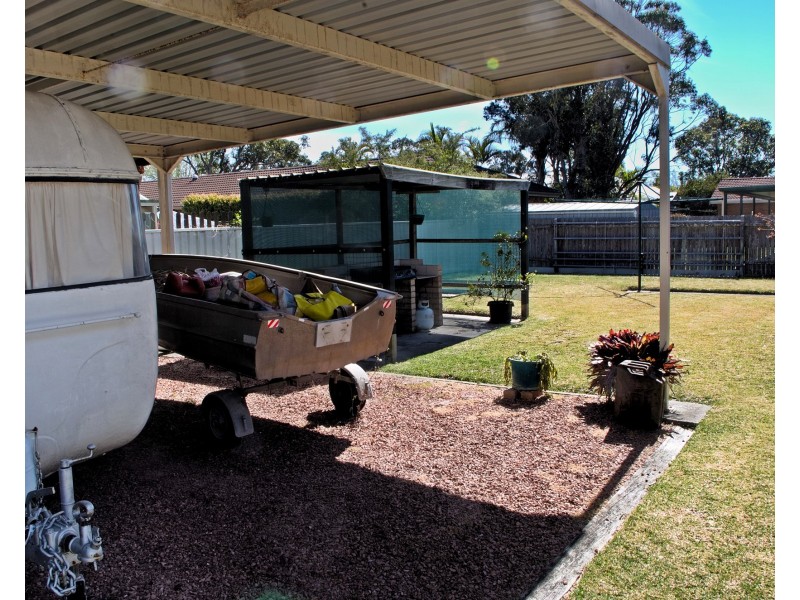 6 Higgins Close, Tea Gardens NSW 2324