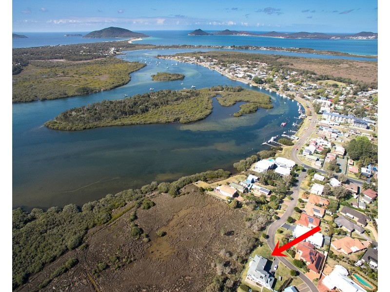 2 Sanctuary Close, Tea Gardens NSW 2324