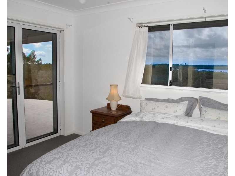 2 Sanctuary Close, Tea Gardens NSW 2324