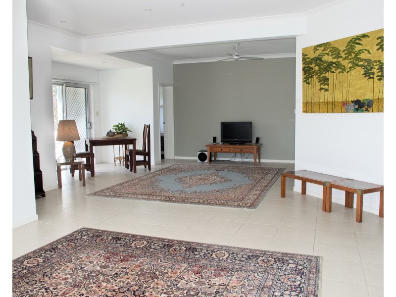 2 Sanctuary Close, Tea Gardens NSW 2324