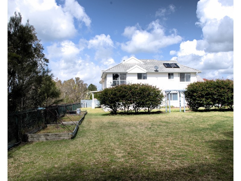 2 Sanctuary Close, Tea Gardens NSW 2324