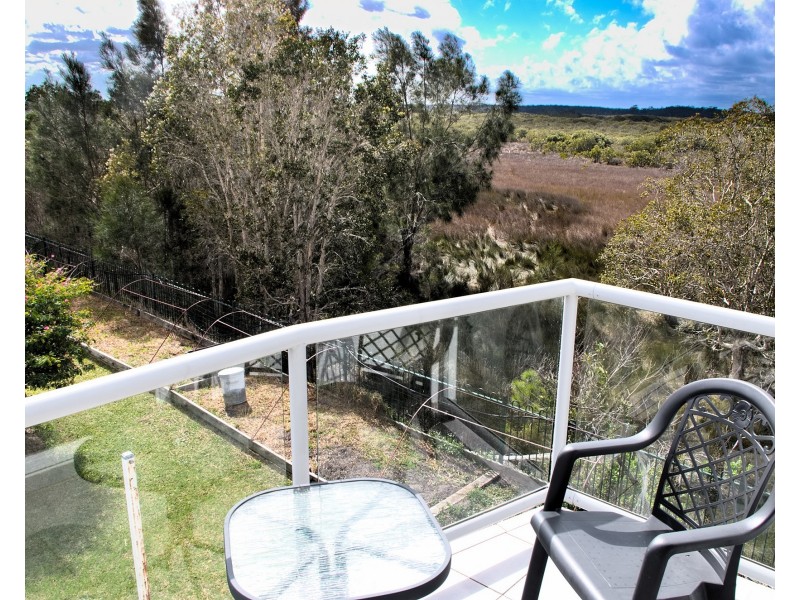 2 Sanctuary Close, Tea Gardens NSW 2324