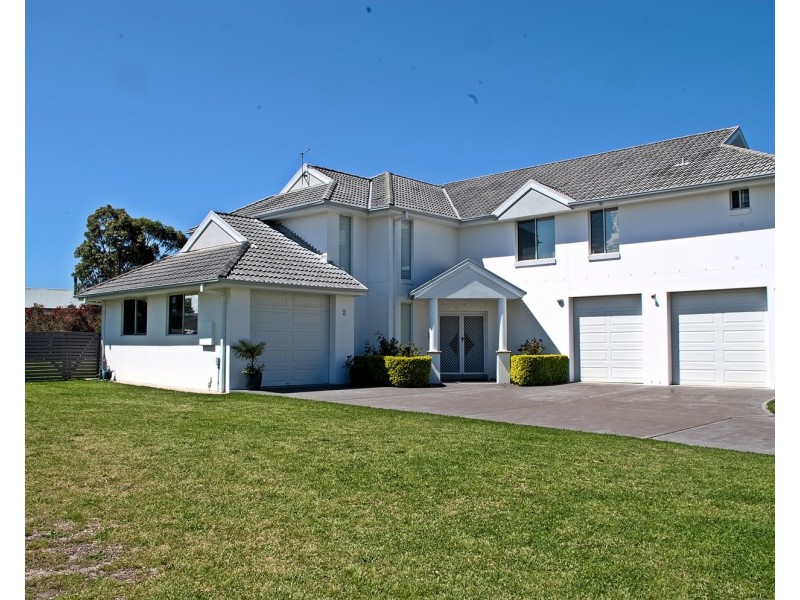 2 Sanctuary Close, Tea Gardens NSW 2324