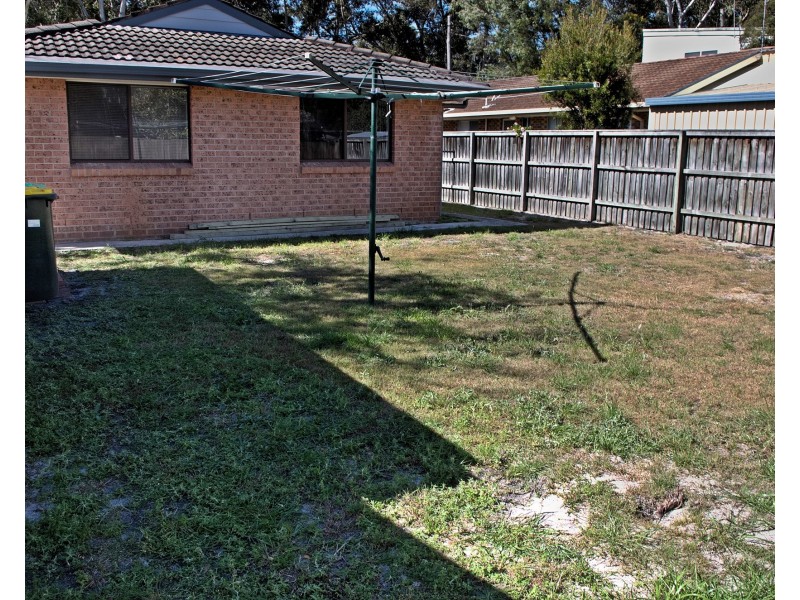 25 Dolphin Ave, Hawks Nest NSW 2324