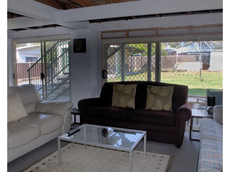 26 Mermaid Ave, Hawks Nest NSW 2324