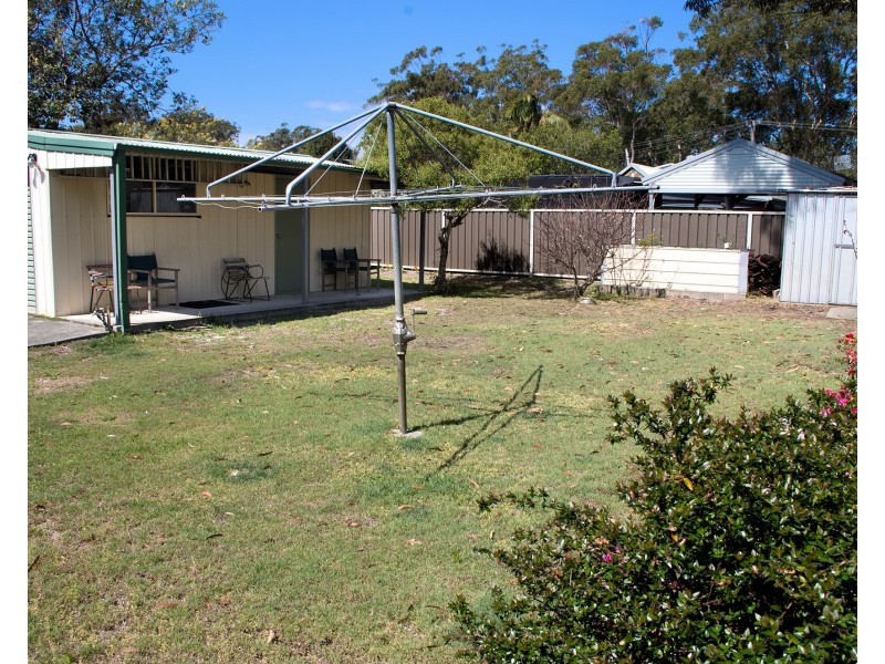 26 Mermaid Ave, Hawks Nest NSW 2324