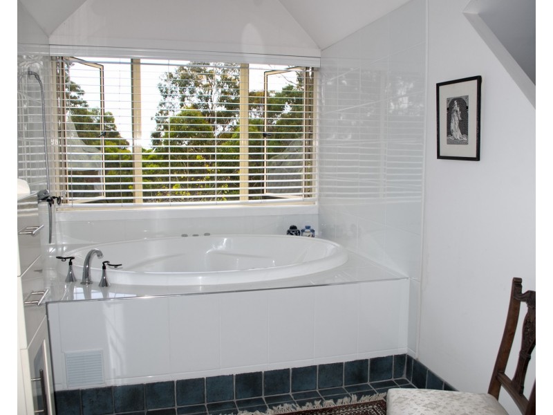 3  Petrel Place, Tea Gardens NSW 2324