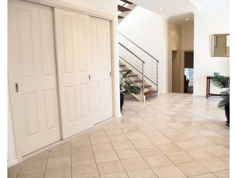 89 The Boulevarde, Hawks Nest NSW 2324