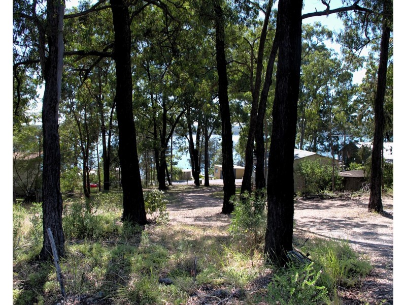 9 Cove Blvd, North Arm Cove NSW 2324