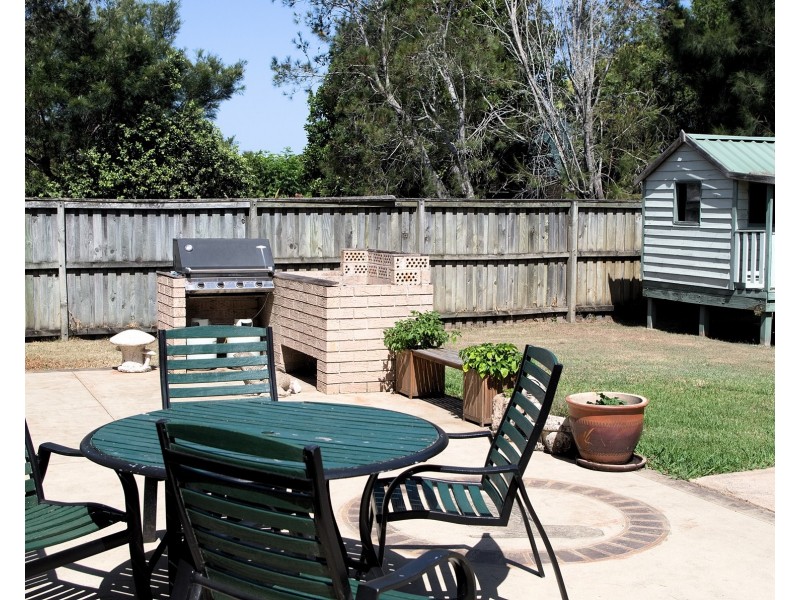 1 Admiralty Avenue, Tea Gardens NSW 2324