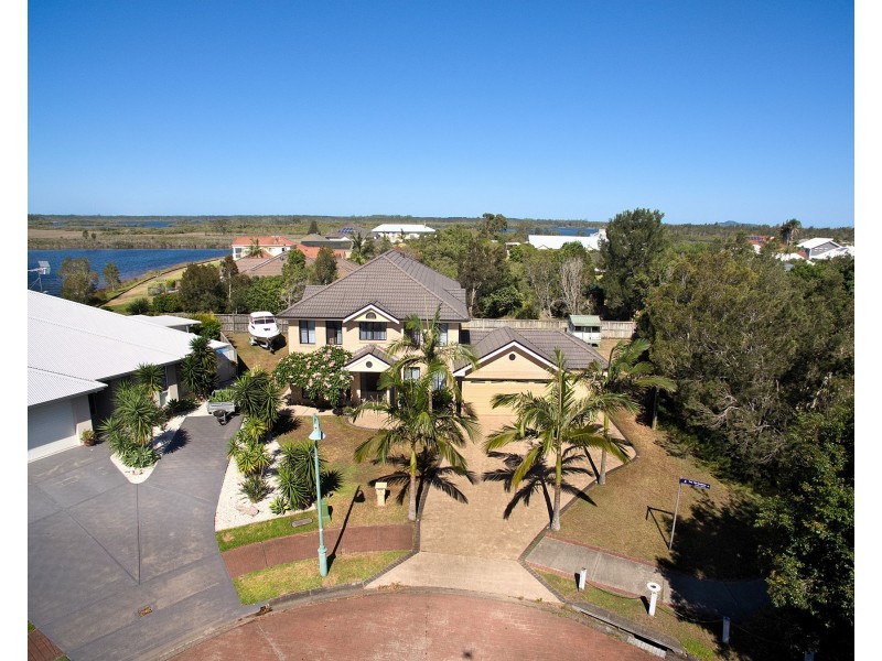 1 Admiralty Avenue, Tea Gardens NSW 2324