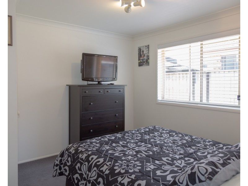 5 Genoa Grove, Tea Gardens NSW 2324