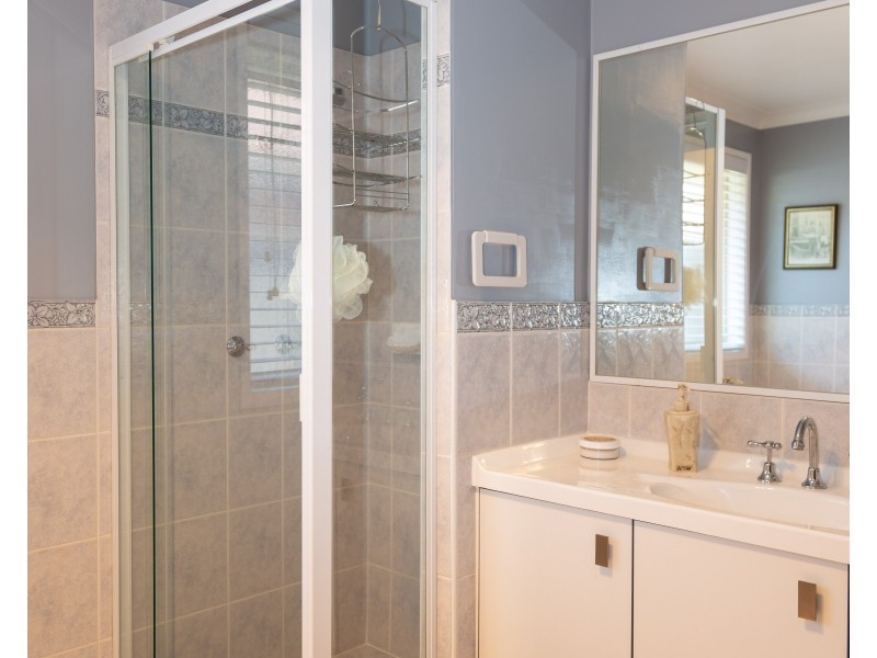 5 Genoa Grove, Tea Gardens NSW 2324