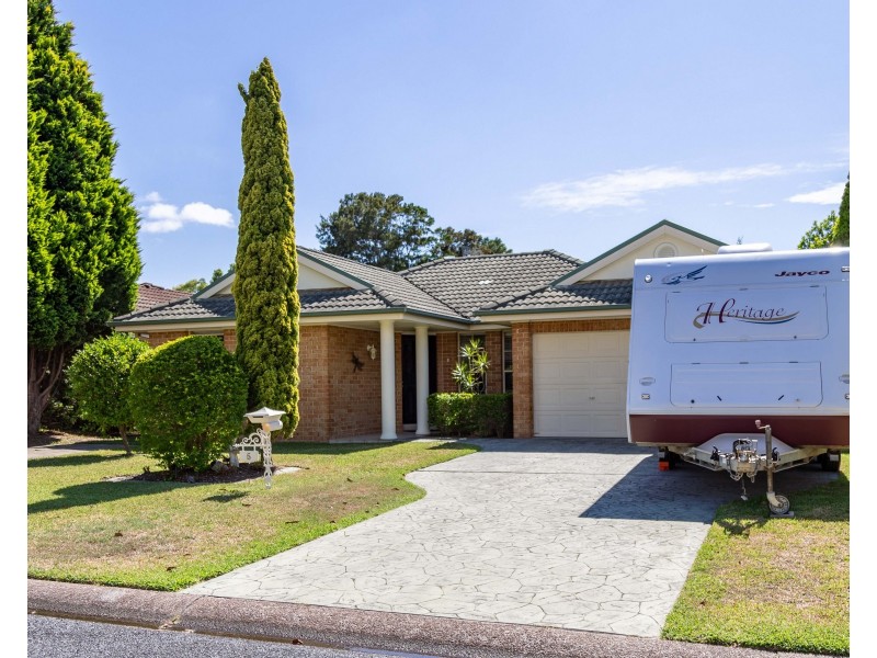 5 Genoa Grove, Tea Gardens NSW 2324