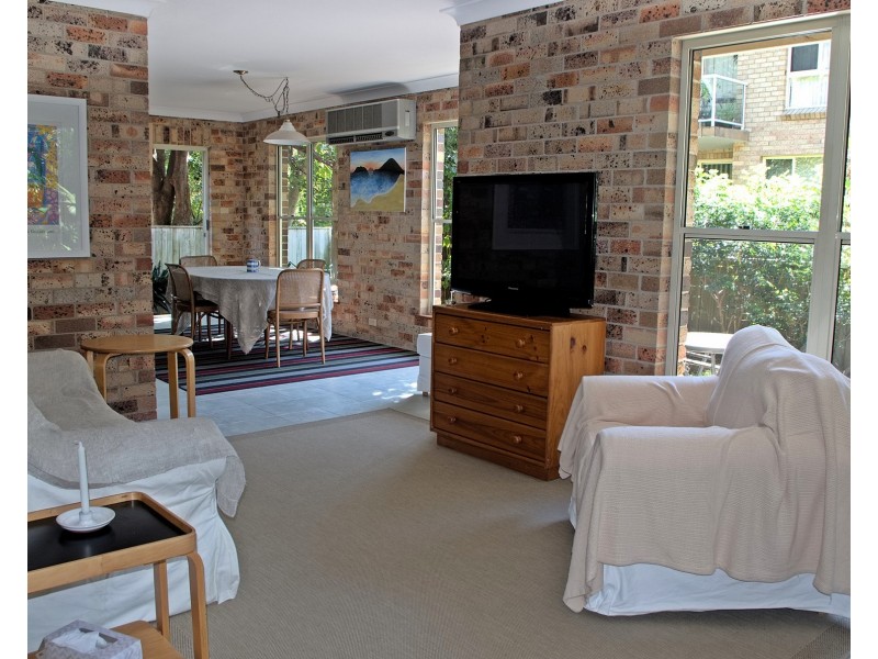 2/17 Morang St, Hawks Nest NSW 2324