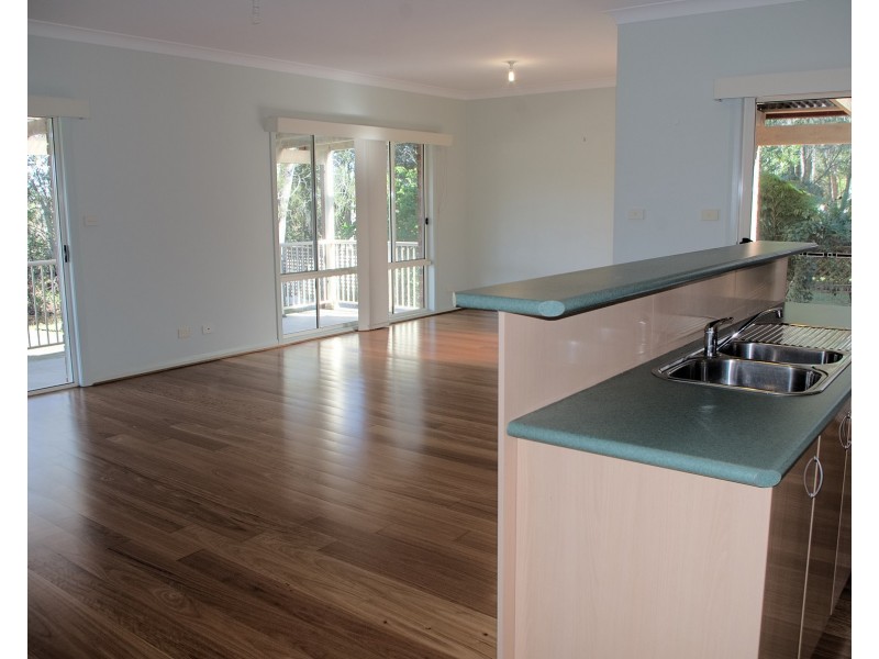 9 Albatross Ave, Hawks Nest NSW 2324