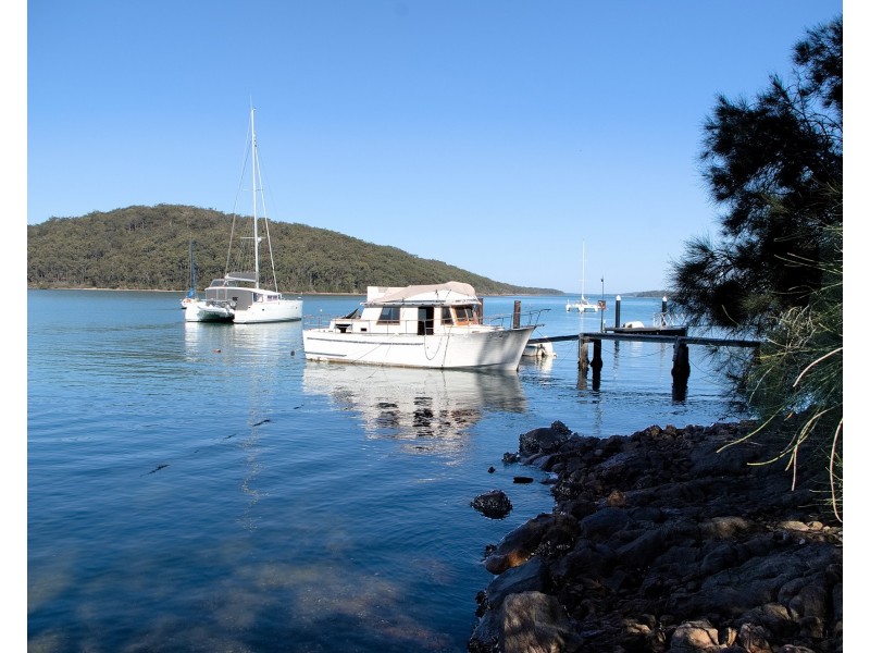 122 Cove Blvd, North Arm Cove NSW 2324