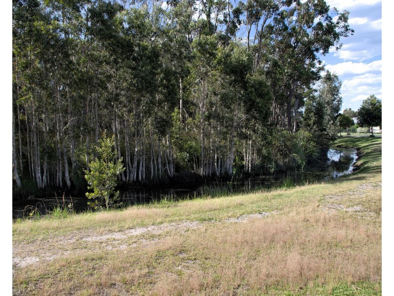 33 Martin Circuit, Tea Gardens NSW 2324