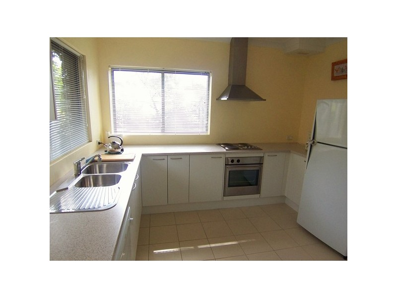 3 / 7 Elouera Close, Hawks Nest NSW 2324