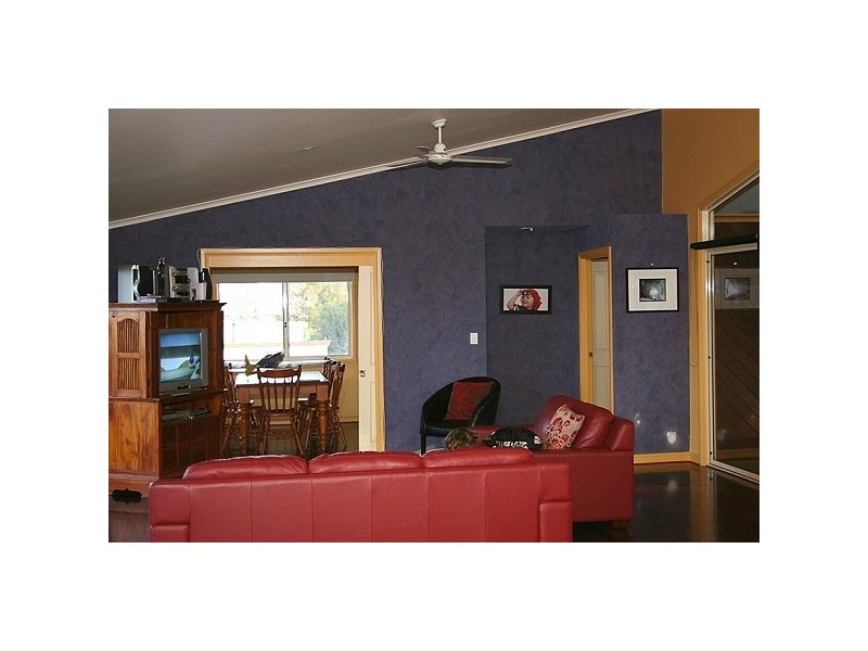 70 Coupland Ave, Tea Gardens NSW 2324