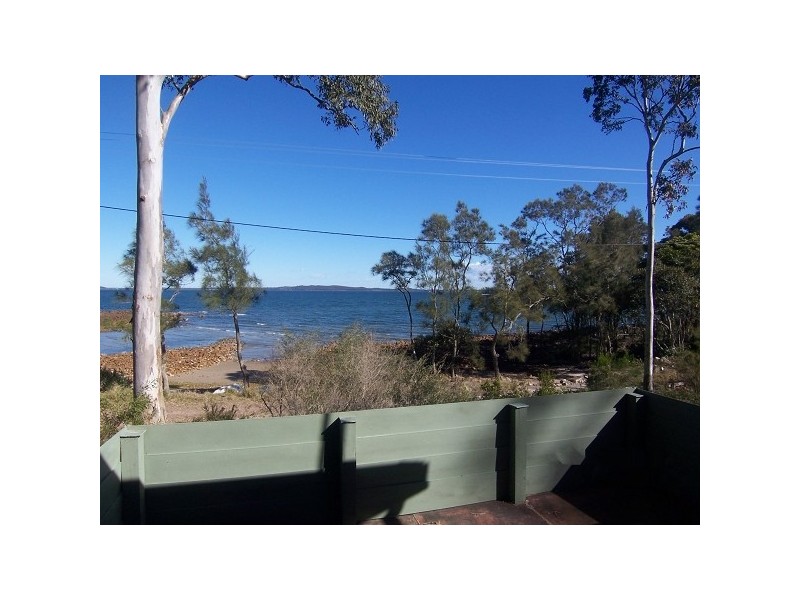 33 The Esplanade, North Arm Cove NSW 2324