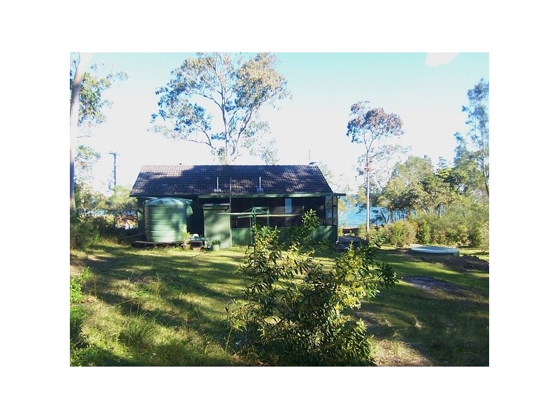 33 The Esplanade, North Arm Cove NSW 2324