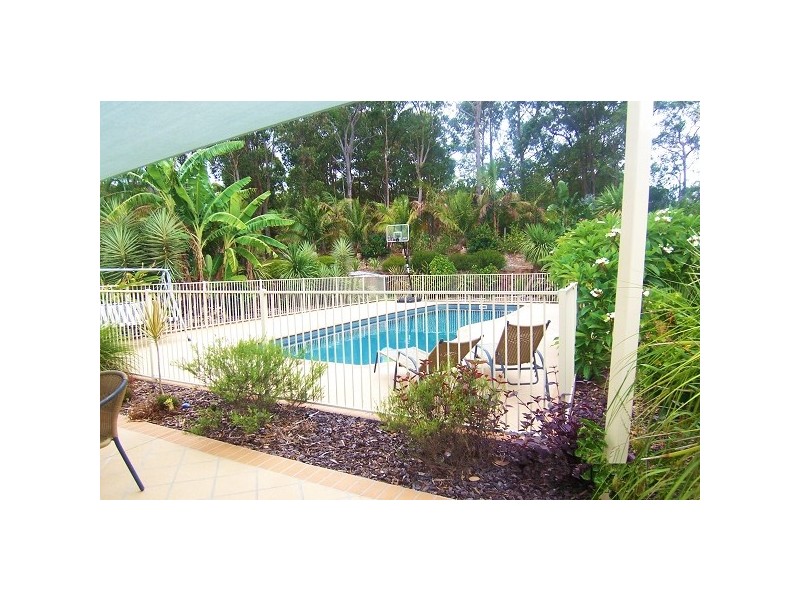 4 Boondelbah Rd, Tea Gardens NSW 2324