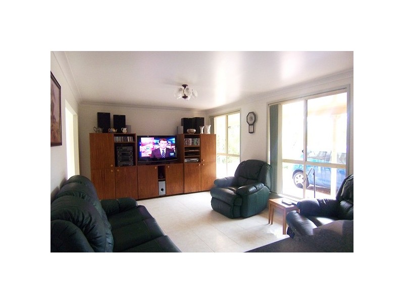 4 Boondelbah Rd, Tea Gardens NSW 2324