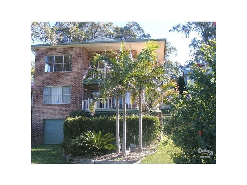 16 Merriwa Boulevarde, North Arm Cove NSW 2324