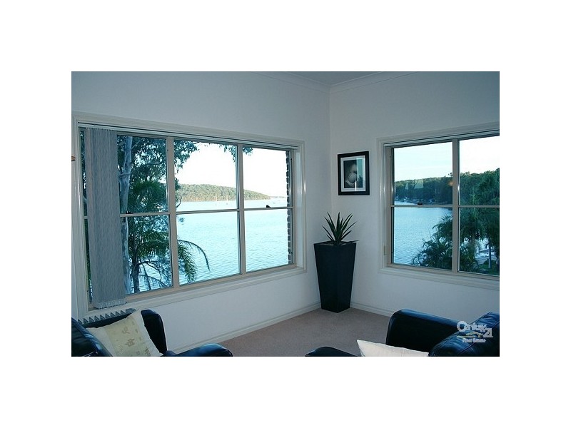 16 Merriwa Boulevarde, North Arm Cove NSW 2324