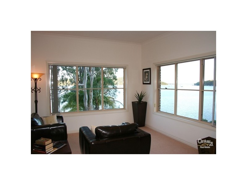 16 Merriwa Boulevarde, North Arm Cove NSW 2324