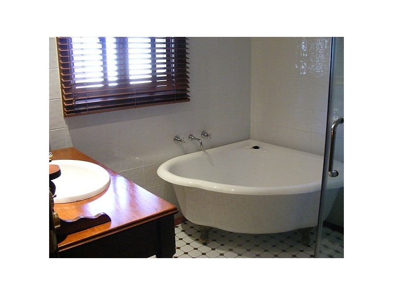 6 The Esplanade, North Arm Cove NSW 2324