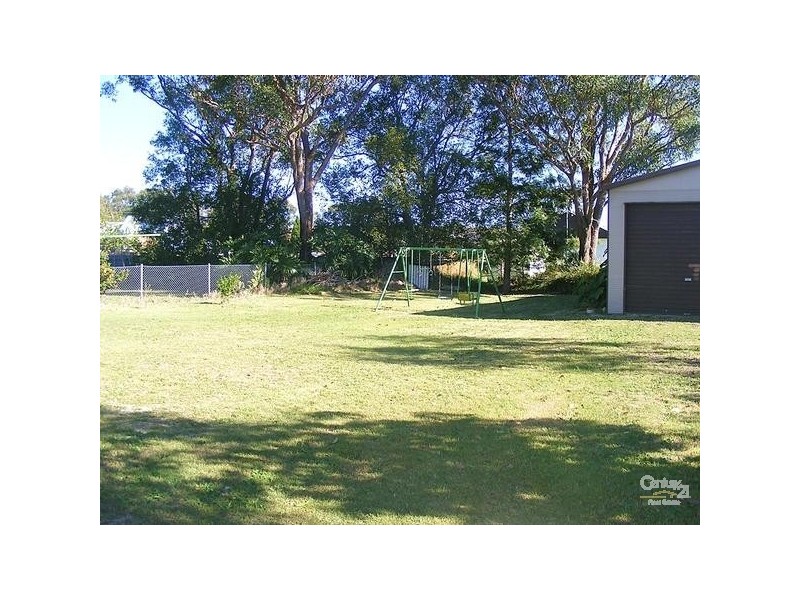 3 North St, Tea Gardens NSW 2324