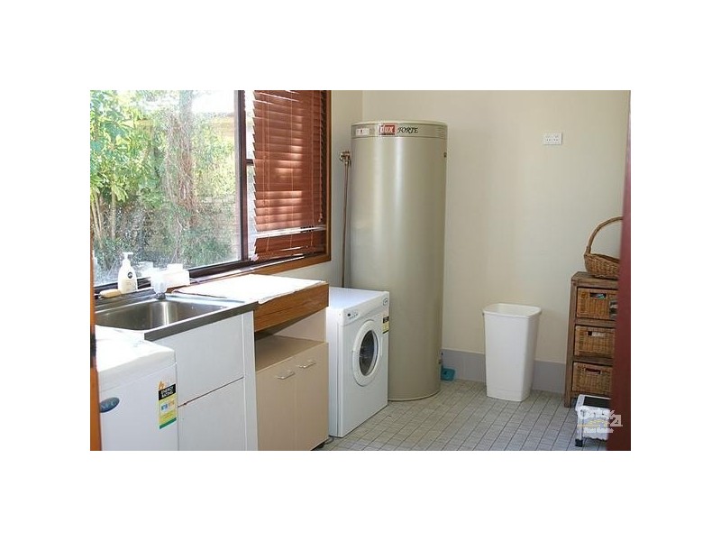 3 North St, Tea Gardens NSW 2324