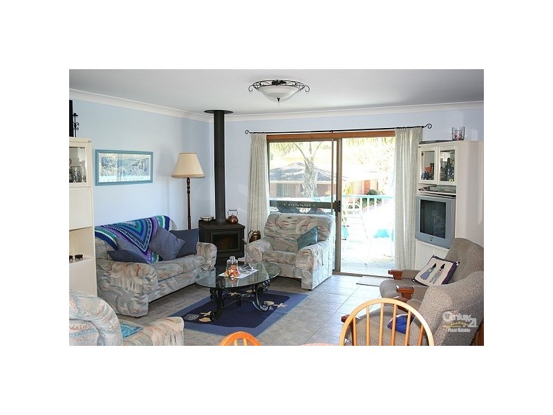 23 Perrumba St, Hawks Nest NSW 2324